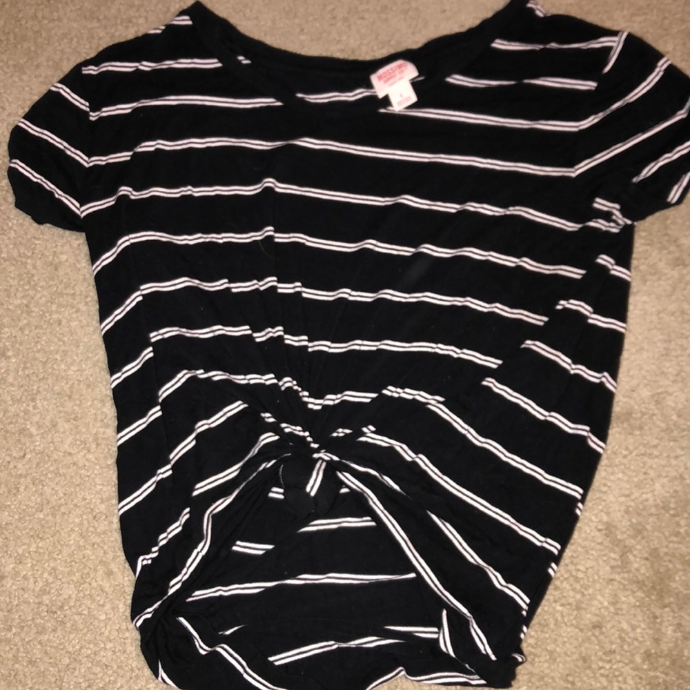 Black and white tee